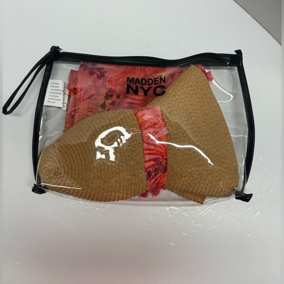 NWOT wrap and hat beach kit - Picture 7 of 7